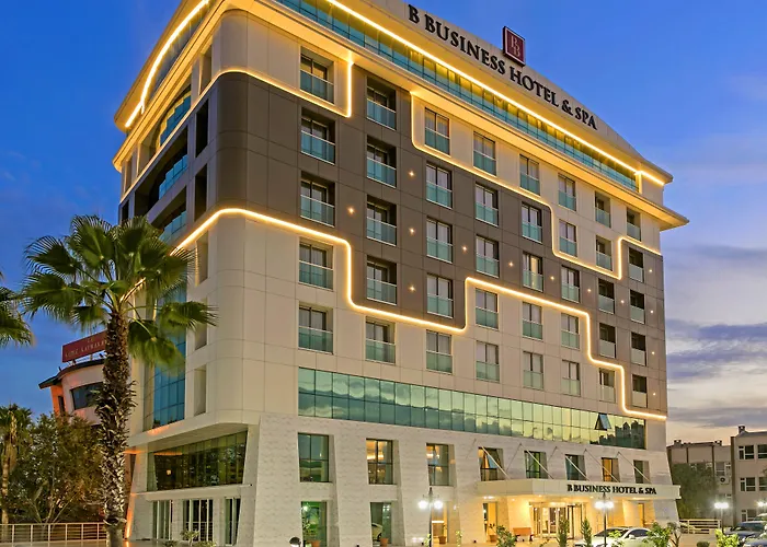 B Business Hotel & Spa